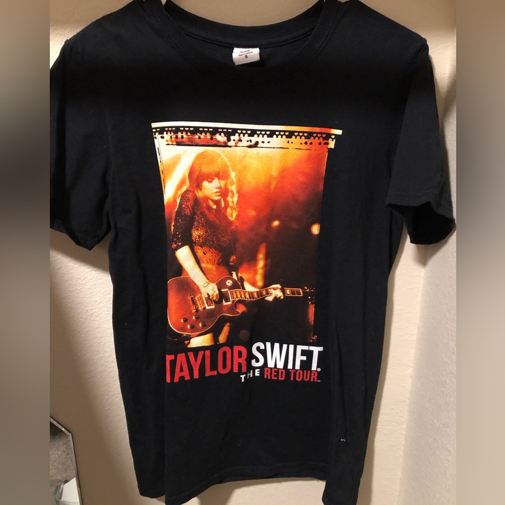 Taylor Swift RED Tour Official Concert Cities Tee Shirt 2013 2014